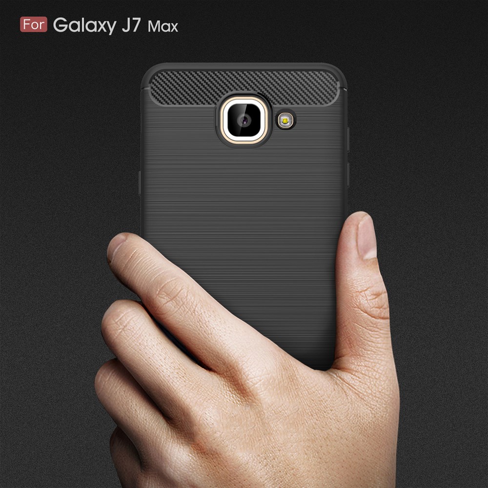 Samsung Galaxy J7 Max Удароустойчив Carbon Fiber Калъф и Протектор