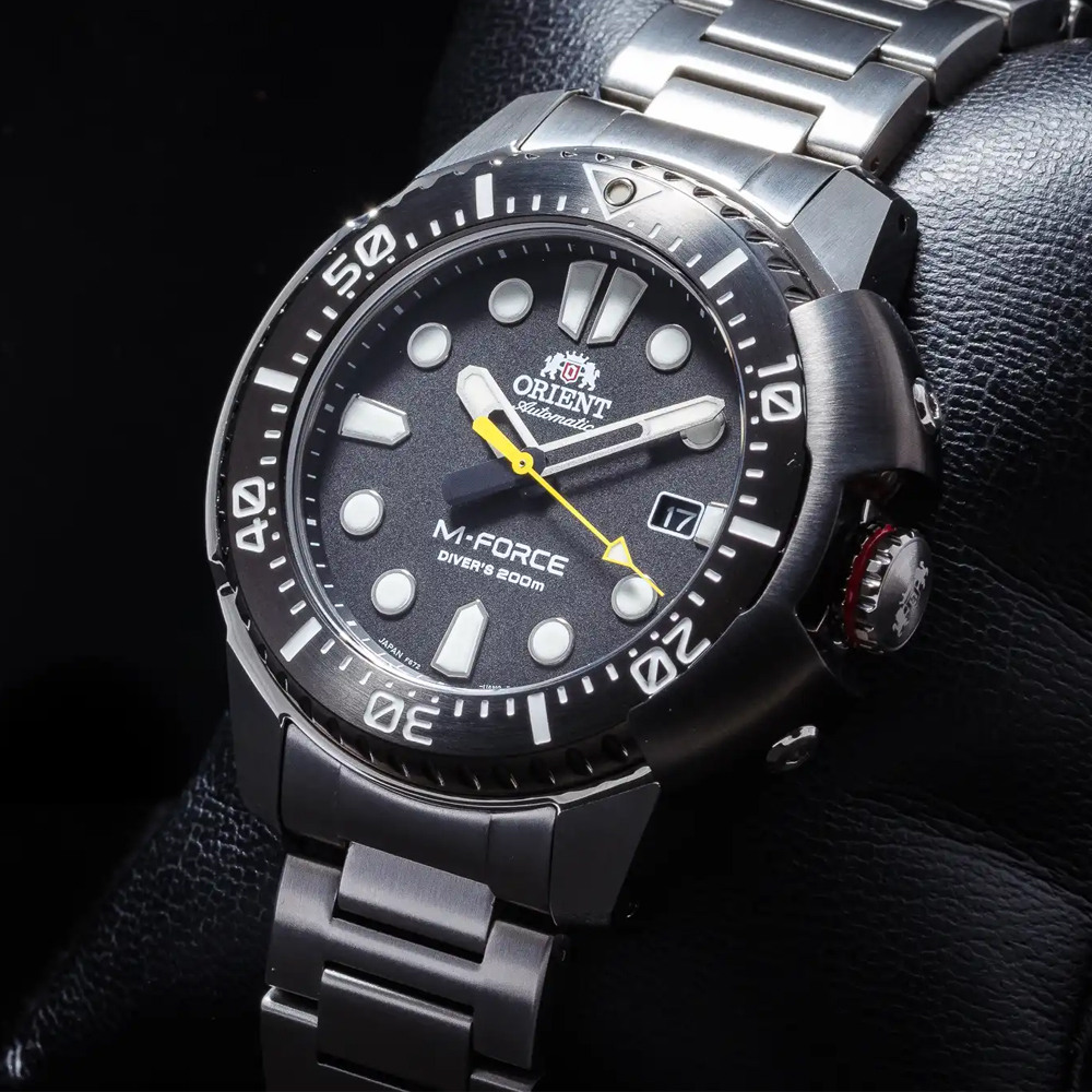 Мъжки Автоматичен Часовник Orient RA-AC0L01B Sports Diver с Черен Циферблат, Антирефлексно Сапфирено Стъкло и Водоустойчивост 200 м