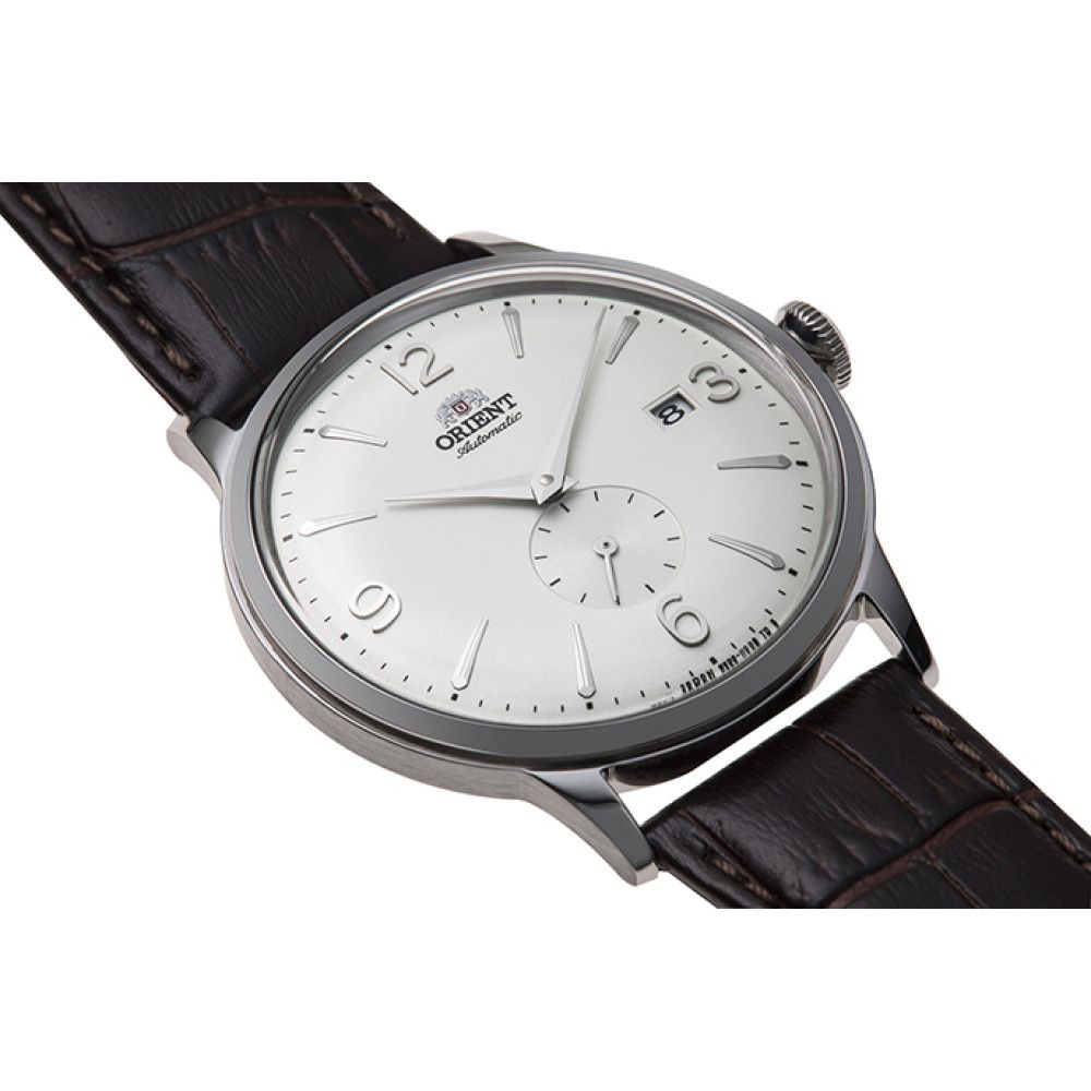 Мъжки Автоматичен Часовник Orient RA-AP0002S с Бял Циферблат и Кафява Кожена Каишка