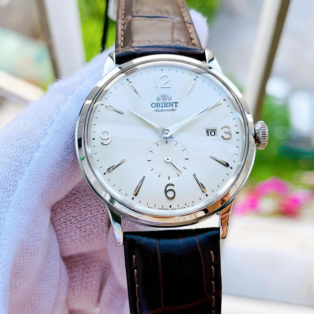 Мъжки Автоматичен Часовник Orient RA-AP0002S с Бял Циферблат и Кафява Кожена Каишка