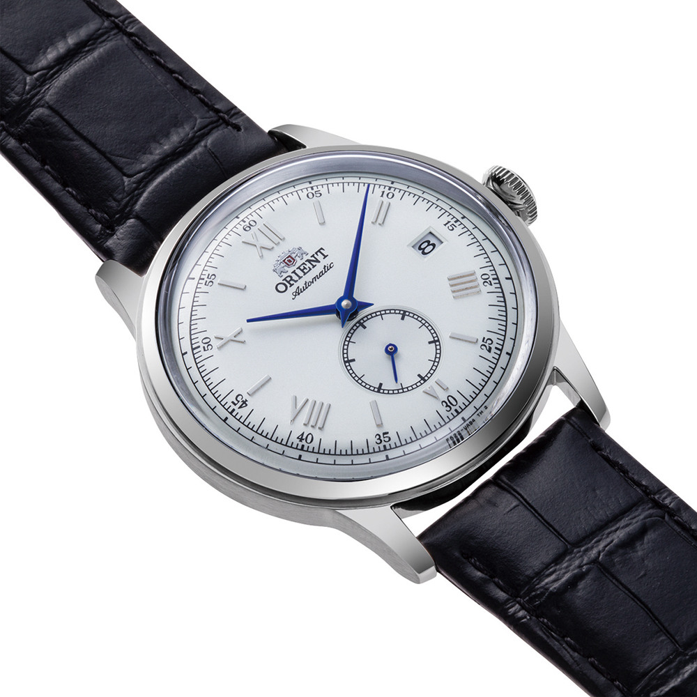 Мъжки Автоматичен Часовник Orient RA-AP0104S със Сив Циферблат и Черна Кожена Каишка
