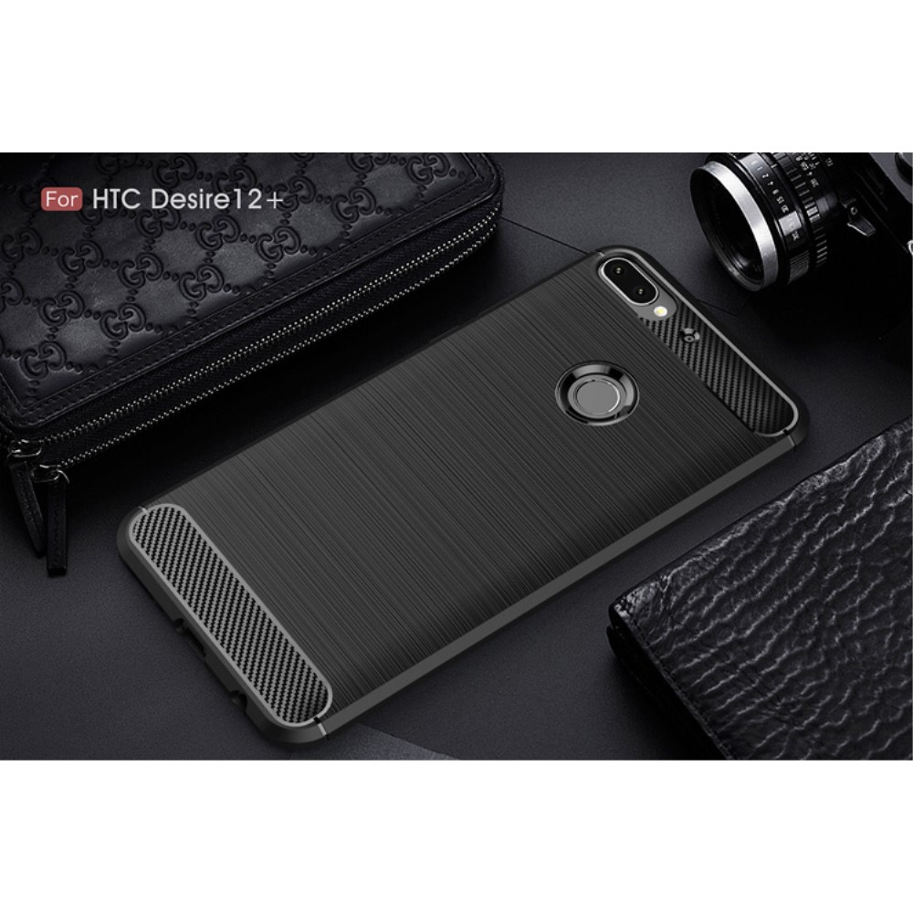 HTC Desire 12+/12 Plus Удароустойчив Carbon Fiber Калъф и Протектор