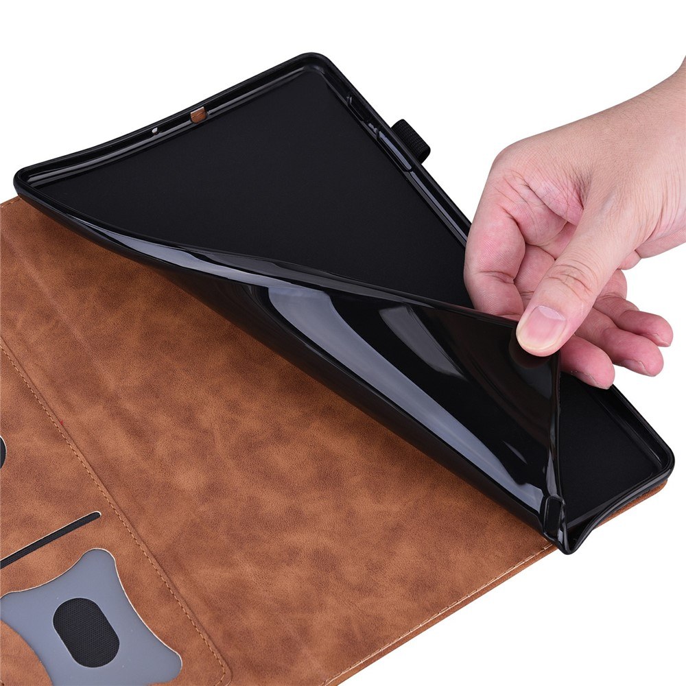 Калъф Тефтер за Samsung Galaxy Tab S12+ от PU Кожа + TPU с Поставка за Стилус, Слотове за Карти, Стойка и Скрийн Протектор – 5 цвята